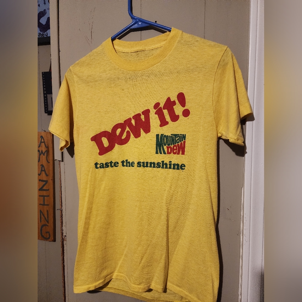 Vintage 80's Mountain Dew t-shirt